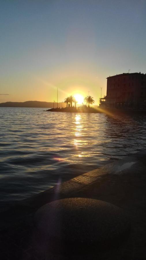 Ampio Monolocale Con Balcone Fronte Mare Villa Porto Santo Stefano  Dış mekan fotoğraf